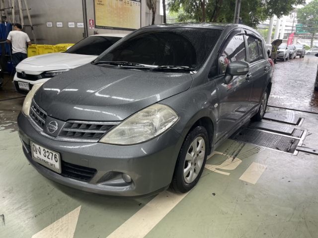 Nissan Tiida 2010 1.6 G Sedan เบนซิน ไม่ติดแก๊ส เกียร์อัตโนมัติ เทา รูปที่ 3