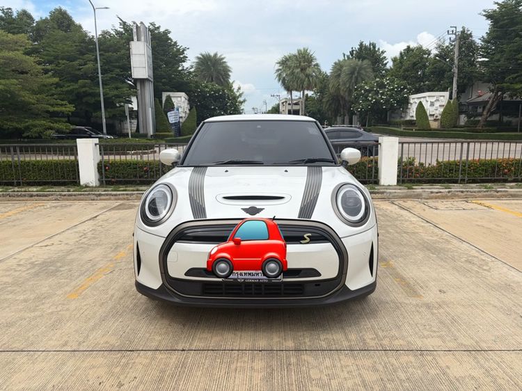 รถ Mini Hatch Cooper SE สี ขาว