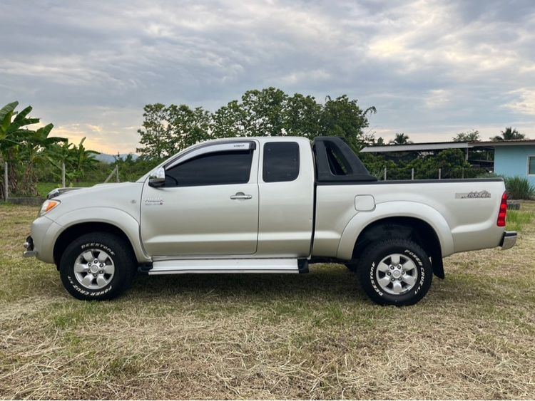 Toyota Hilux Vigo 2007 3.0 E Prerunner Pickup ดีเซล ไม่ติดแก๊ส เกียร์ธรรมดา บรอนซ์เงิน รูปที่ 3