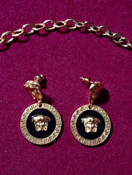 versace italy..ชุดสร้อย,ต่างหูแท้นำเข้าแบรนด์ดังจากอิตาลีสภาพสุดเยี่ยม รูปที่ 3