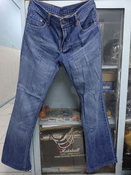 ฟ้า M กางเกง Levi's 517