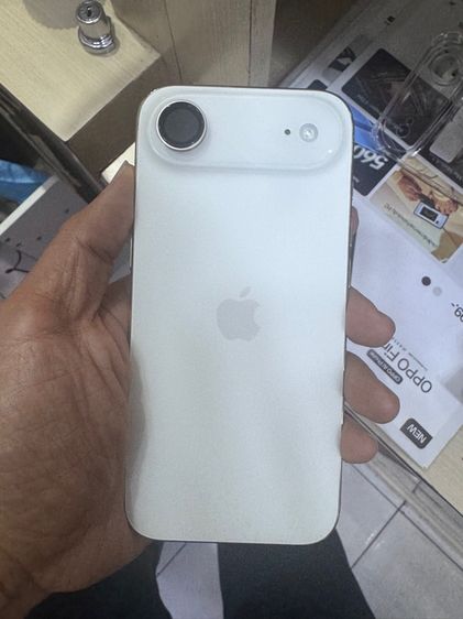 ขาย iPhone 17 air 256g สุขภาพแบต100 รอบชาร์จ36  ติดฟิลม์ มีครอบเลนส์กล้อง มีกล่อง หมดประกัน 18-09-69 นัดรับกทม ราคา 25900  รูปที่ 13