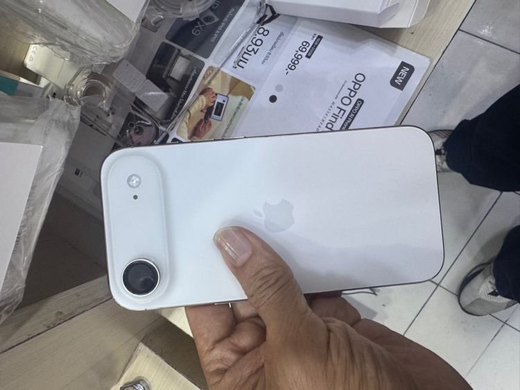 ขาย iPhone 17 air 256g สุขภาพแบต100 รอบชาร์จ36  ติดฟิลม์ มีครอบเลนส์กล้อง มีกล่อง หมดประกัน 18-09-69 นัดรับกทม ราคา 25900  รูปที่ 11
