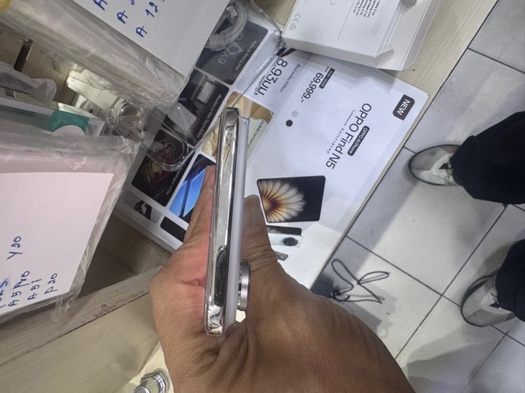 ขาย iPhone 17 air 256g สุขภาพแบต100 รอบชาร์จ36  ติดฟิลม์ มีครอบเลนส์กล้อง มีกล่อง หมดประกัน 18-09-69 นัดรับกทม ราคา 25900  รูปที่ 4