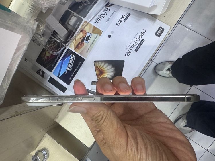 ขาย iPhone 17 air 256g สุขภาพแบต100 รอบชาร์จ36  ติดฟิลม์ มีครอบเลนส์กล้อง มีกล่อง หมดประกัน 18-09-69 นัดรับกทม ราคา 25900  รูปที่ 3