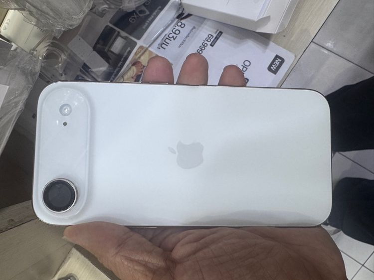 ขาย iPhone 17 air 256g สุขภาพแบต100 รอบชาร์จ36  ติดฟิลม์ มีครอบเลนส์กล้อง มีกล่อง หมดประกัน 18-09-69 นัดรับกทม ราคา 25900  รูปที่ 6