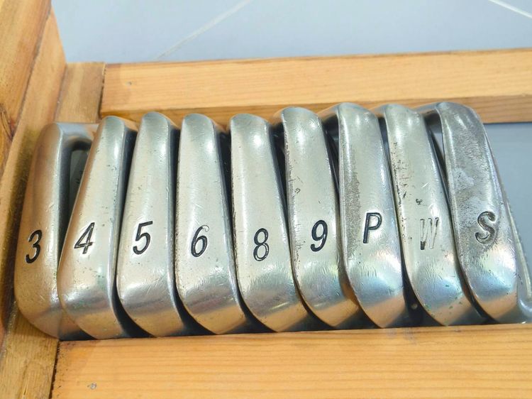 กอล์ฟ อื่นๆ ไม่ระบุ ใบเหล็ก     Titleist     DCI    TOUR    FORGED       มือสองญี่ปุ่น 