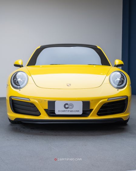 Porsche 911 Carrera 2016 3.0 Sedan เบนซิน ไม่ติดแก๊ส เกียร์อัตโนมัติ เหลือง รูปที่ 2