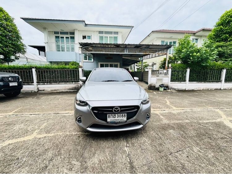 Mazda Mazda 2 2019 Sedan เบนซิน ไม่ติดแก๊ส เกียร์อัตโนมัติ เทา รูปที่ 2