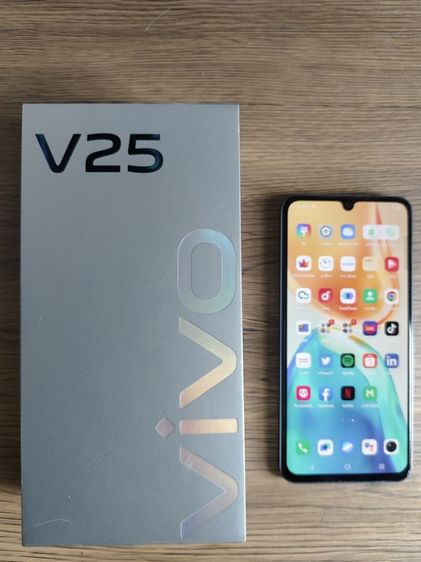อ่านรายละเอียด vivo v25 5gมีกล่อง