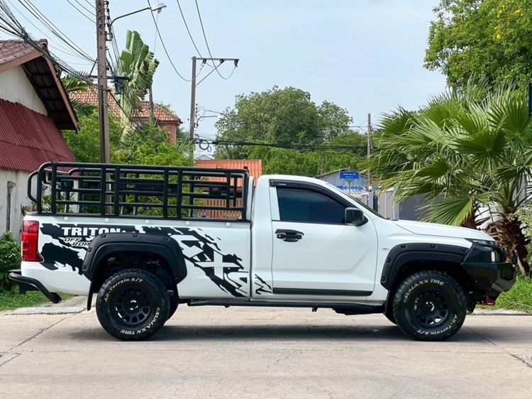 Mitsubishi Triton 2025 All New 2.4 Pro 4WD Single Cab Pickup ดีเซล ไม่ติดแก๊ส เกียร์ธรรมดา ขาว รูปที่ 2