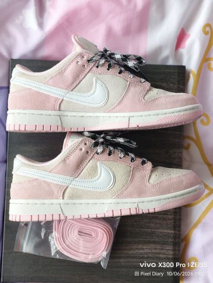 Nike Dunk Low LX รุ่น Pink Foam 25cm รูปที่ 8