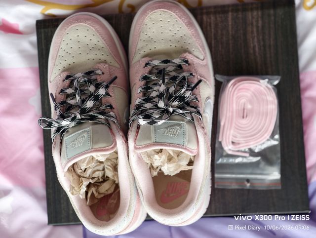 รองเท้าผ้าใบ ชมพู ผ้าใบ UK 6 | EU 39 1/3 | US 7.5 Nike Dunk Low LX รุ่น Pink Foam 25cm
