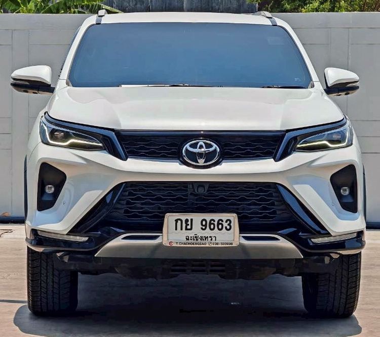 Toyota Fortuner 2023 2.4 Leader G Utility-car ดีเซล ไม่ติดแก๊ส เกียร์อัตโนมัติ ขาว รูปที่ 2