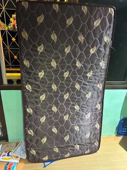 ที่รองนอนและท็อปเปอร์ อื่นๆ 🛏️ ขายที่นอนสปริง 3.5 ฟุต มือสอง สภาพดี 🛏️