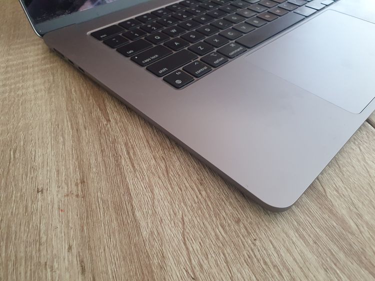 MacBook Air 15 M3 8GB 512GB ปี 2024 มีรอยตกหนัก รูปที่ 5