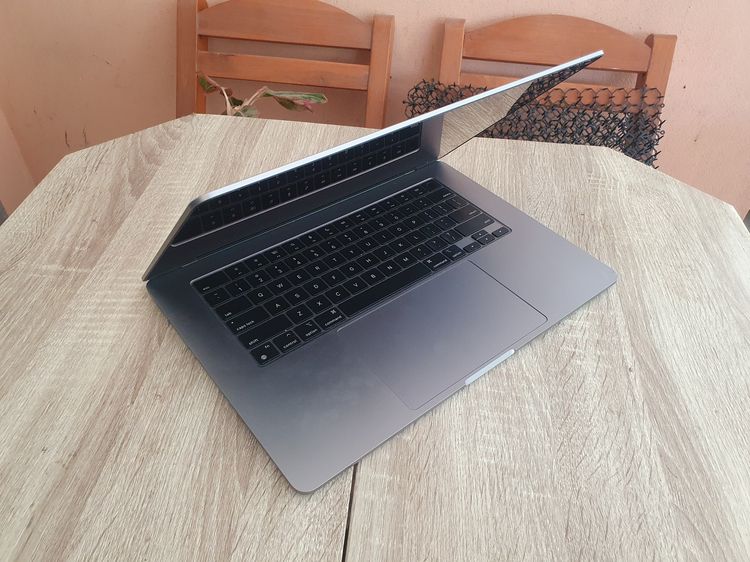 MacBook Air 15 M3 8GB 512GB ปี 2024 มีรอยตกหนัก รูปที่ 11