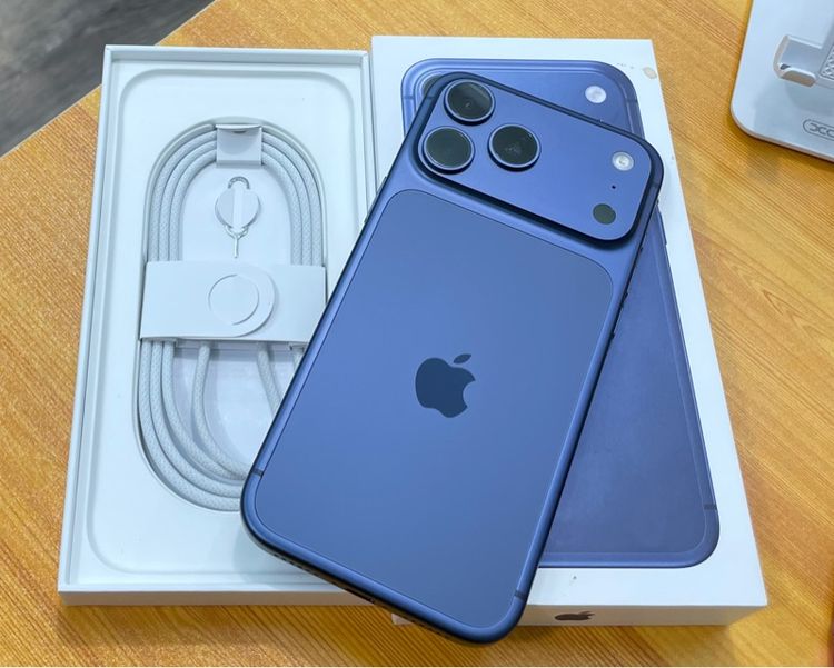 256 GB iphone 17 pro max 256GB สภาพไร้รอย