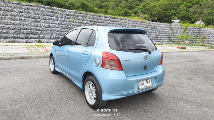 Toyota Yaris 2006 1.5 E Sedan เบนซิน ไม่ติดแก๊ส เกียร์ธรรมดา ฟ้า รูปที่ 2