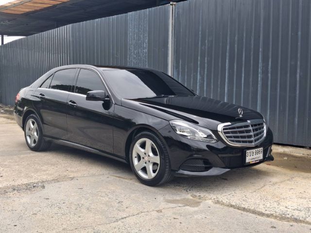 Mercedes-Benz E-Class 2014 E200 CGI Sedan เบนซิน ไม่ติดแก๊ส เกียร์อัตโนมัติ ดำ รูปที่ 2