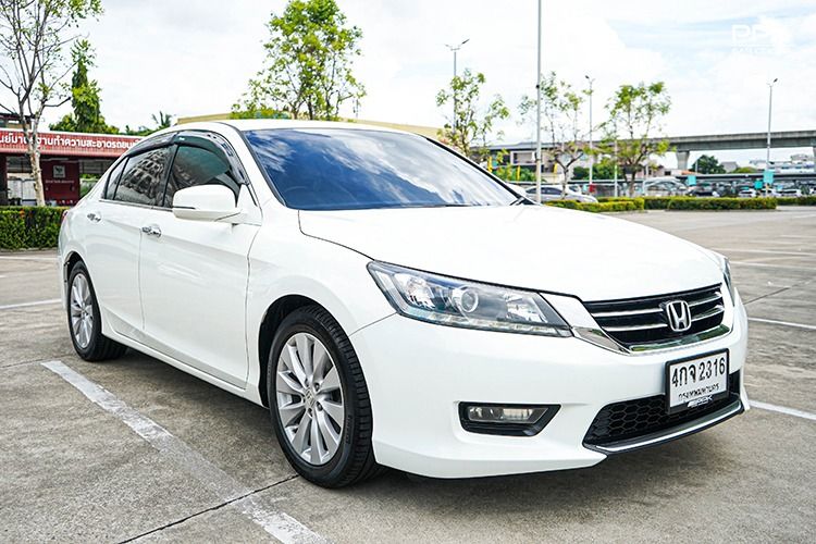 Honda Accord 2015 2.0 EL Sedan เบนซิน ไม่ติดแก๊ส เกียร์อัตโนมัติ ขาว รูปที่ 3