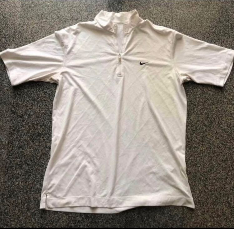เสื้อยึดคอกลม สีขาว  รูปที่ 3