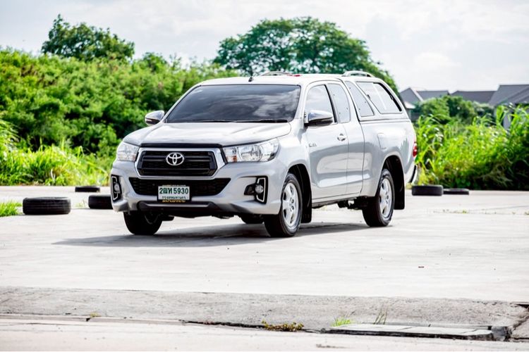 TOYOTA HILUX REVO  2.4 MID Z CAB เกียร์Auto สีเทา ปี2020