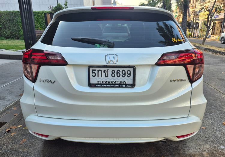 Honda HR-V 2016 1.8 EL Sedan เบนซิน ไม่ติดแก๊ส เกียร์อัตโนมัติ ขาว รูปที่ 2