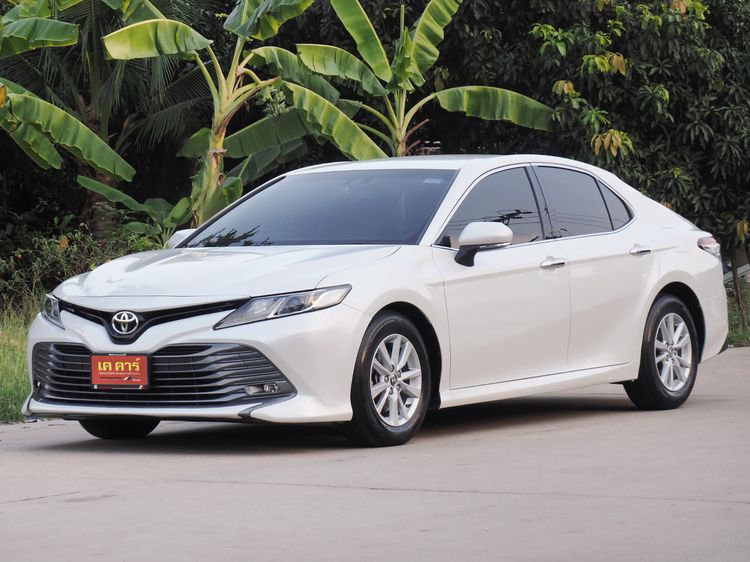 Toyota Camry 2020 2.0 G Sedan เบนซิน ไม่ติดแก๊ส เกียร์อัตโนมัติ ขาว