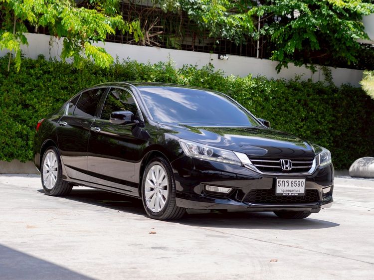 รถ Honda Accord 2.0 EL สี ดำ