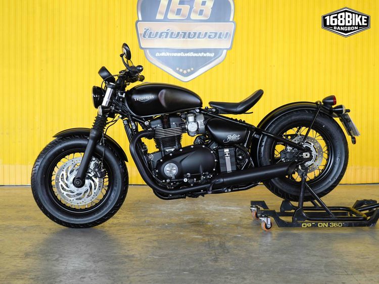Triumph Bonneville Bobber Black ปี 2018 ดาวห์เริ่มต้นที่ 64,000 บ.  รูปที่ 3