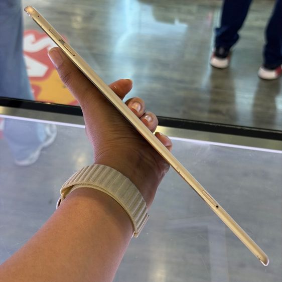 iPad Air2 128GB สีทอง ใส่ซิม(CellularและWiFi) เครื่องศูนย์ โมเดลTH สภาพสวยมาก🔥🔥 รูปที่ 4