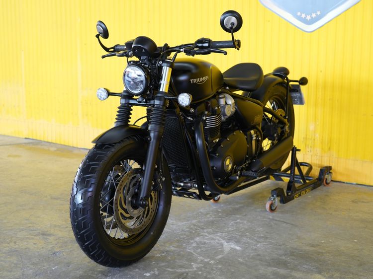 Triumph Bonneville Bobber Black ปี 2018 ดาวห์เริ่มต้นที่ 64,000 บ. 