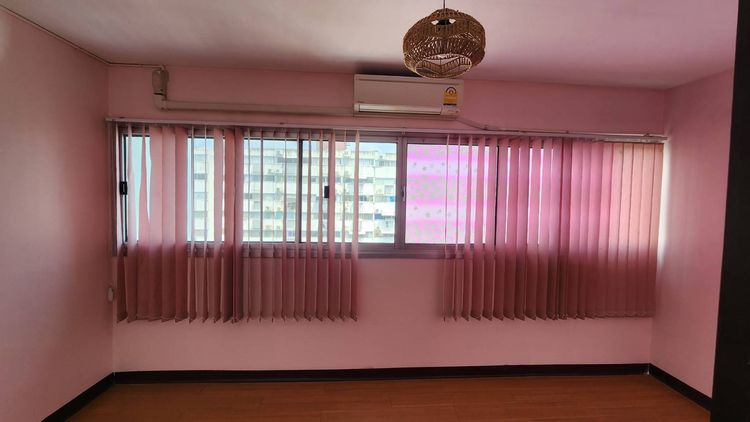 อื่นๆ ไม่อนุญาต ไม่มี สร้างเสร็จก่อน 2010 ขขายคอนโดเมืองทอง Popular Condo รูปที่ 4