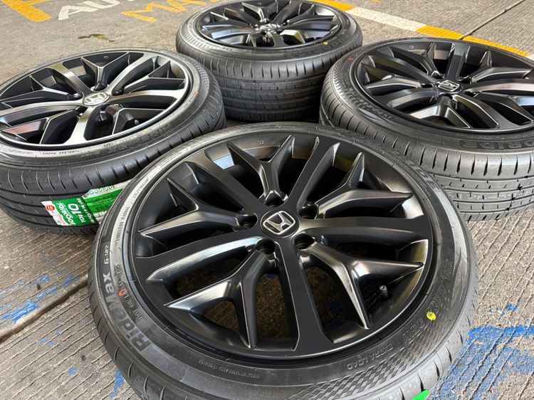 HONDA CIVIC FE RS EHEV ขอบ 18 นิ้ว TOP🔥 รูปที่ 3
