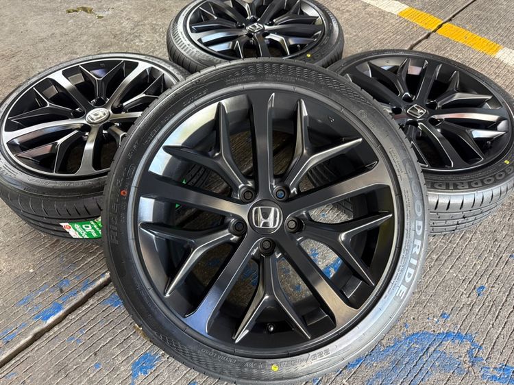HONDA CIVIC FE RS EHEV ขอบ 18 นิ้ว TOP🔥