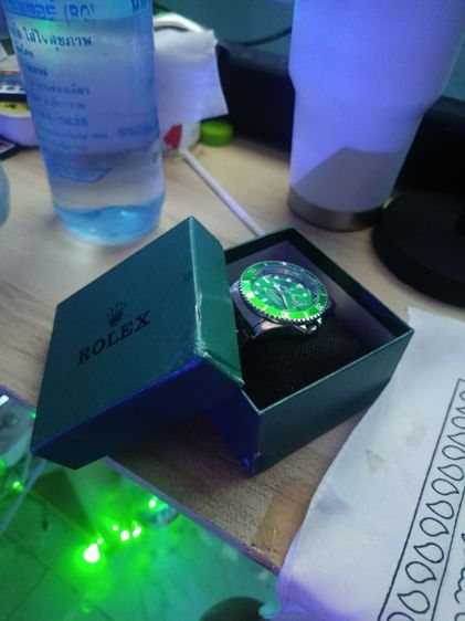 เขียว Rolex นาฬิกาแฟชั่นเลียนแบบพร้อมกล่อง ลดราคาจาก 700- เหลือแค่ 550- เท่านั้น