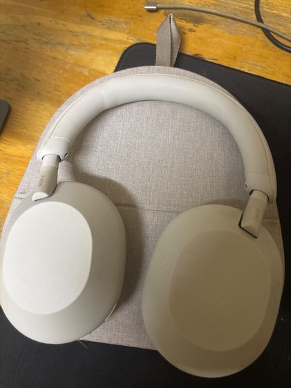 Sony xm5 