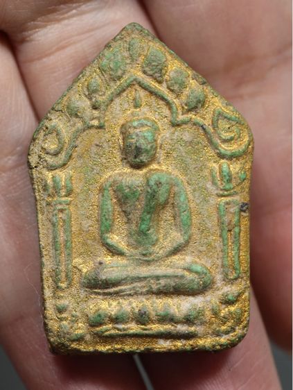 พระขุนแผนพิมพ์ใหญ่ หลวงปู่ทิม ปี 2515 วัดละหารไร่ จ.ระยอง