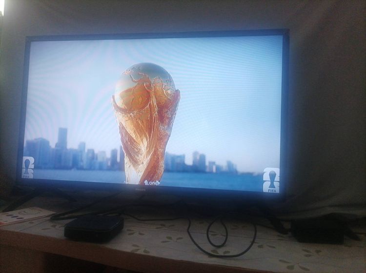 TRUEID TV ้ ดูบอลโลก ดูแบตดูกีฬาทุกชนิด เปลี่ยนทีวีเก่าให้กลายเป็น Smart TV ดูดิจิตอลทีวีไม่ต้องมีเสา ขายเพียง 690 บาท  
