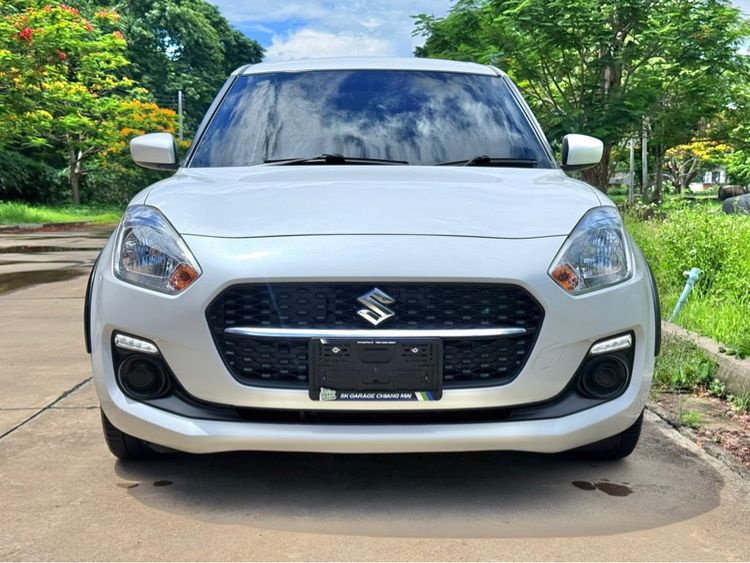 รถ Suzuki Swift 1.2 GL Plus สี ขาว