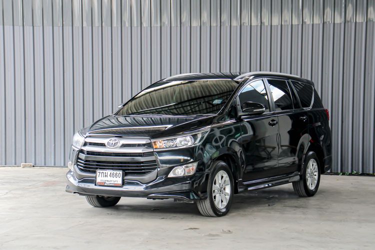 Toyota Innova 2018 2.8 Crysta G Utility-car ดีเซล ไม่ติดแก๊ส เกียร์อัตโนมัติ ดำ รูปที่ 1