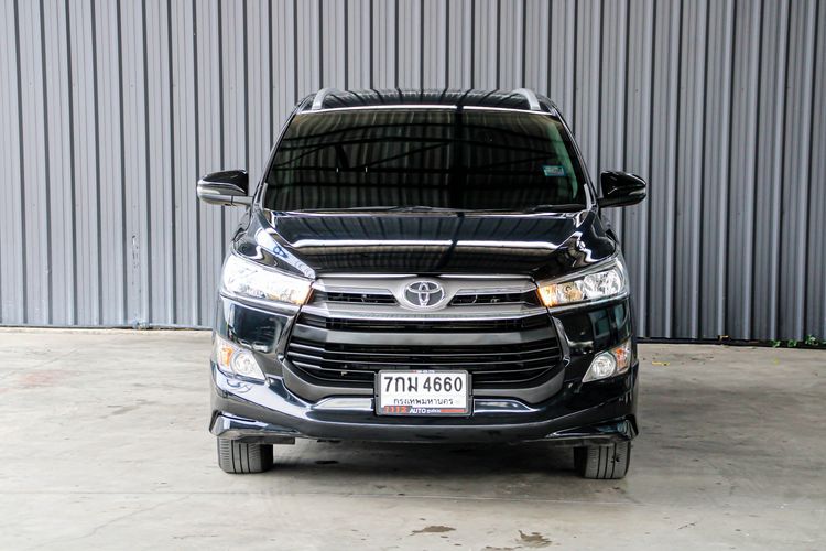 Toyota Innova 2018 2.8 Crysta G Utility-car ดีเซล ไม่ติดแก๊ส เกียร์อัตโนมัติ ดำ รูปที่ 2