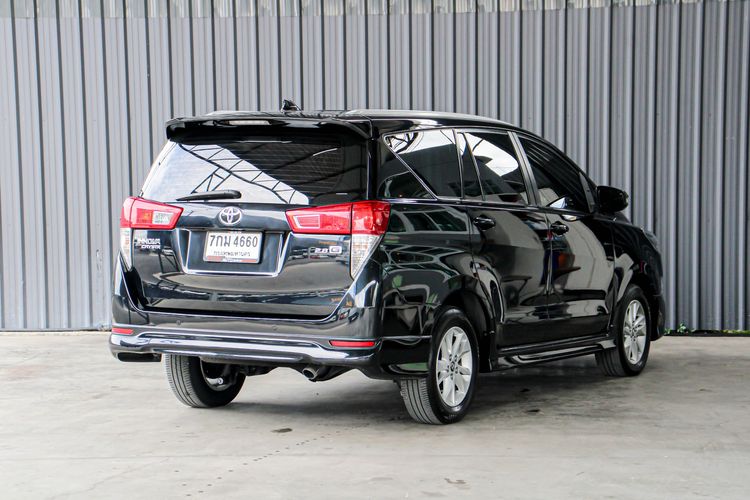Toyota Innova 2018 2.8 Crysta G Utility-car ดีเซล ไม่ติดแก๊ส เกียร์อัตโนมัติ ดำ รูปที่ 4