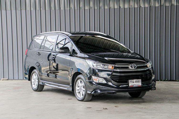 Toyota Innova 2018 2.8 Crysta G Utility-car ดีเซล ไม่ติดแก๊ส เกียร์อัตโนมัติ ดำ รูปที่ 3