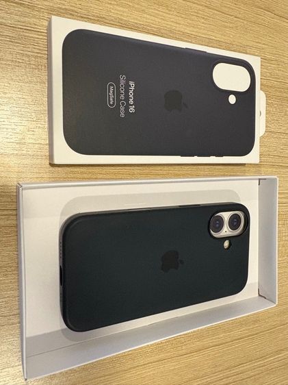 Iphone 16 Silicone Case แท้ สีดำ รูปที่ 3