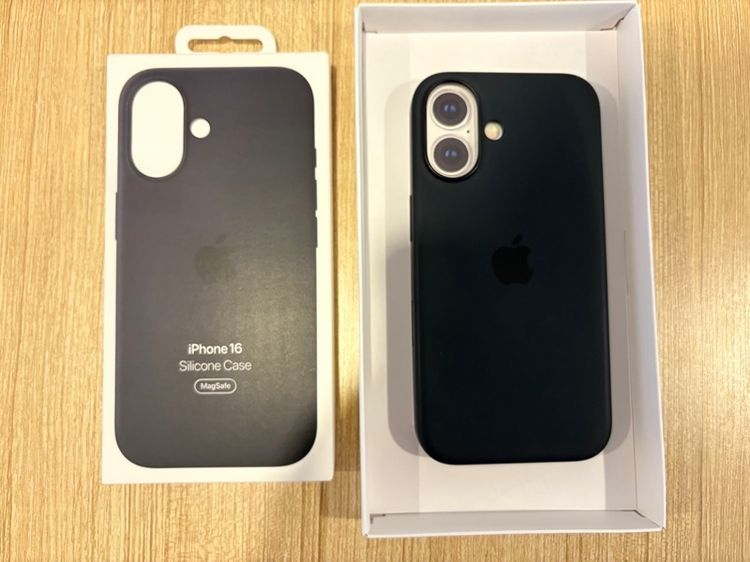 Iphone 16 Silicone Case แท้ สีดำ