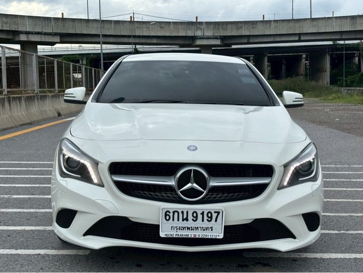 รถ Mercedes-Benz CLA-Class CLA200 สี ขาว