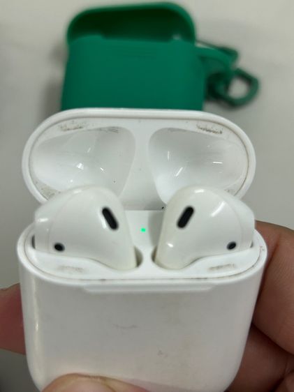 ขายหูฟัง  1.airpods A2031.  ตำติ ฟังได้แต่ หูซ้ายแบตเสื่อม  2.หูฟัง sony รุ่น XBA-N1 ตำนิ สาย รูปที่ 2