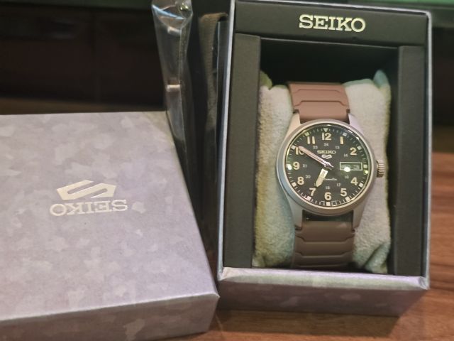 Seiko Watch SRPG35K